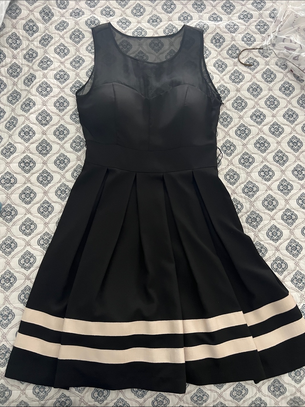 Guess cocktail dress